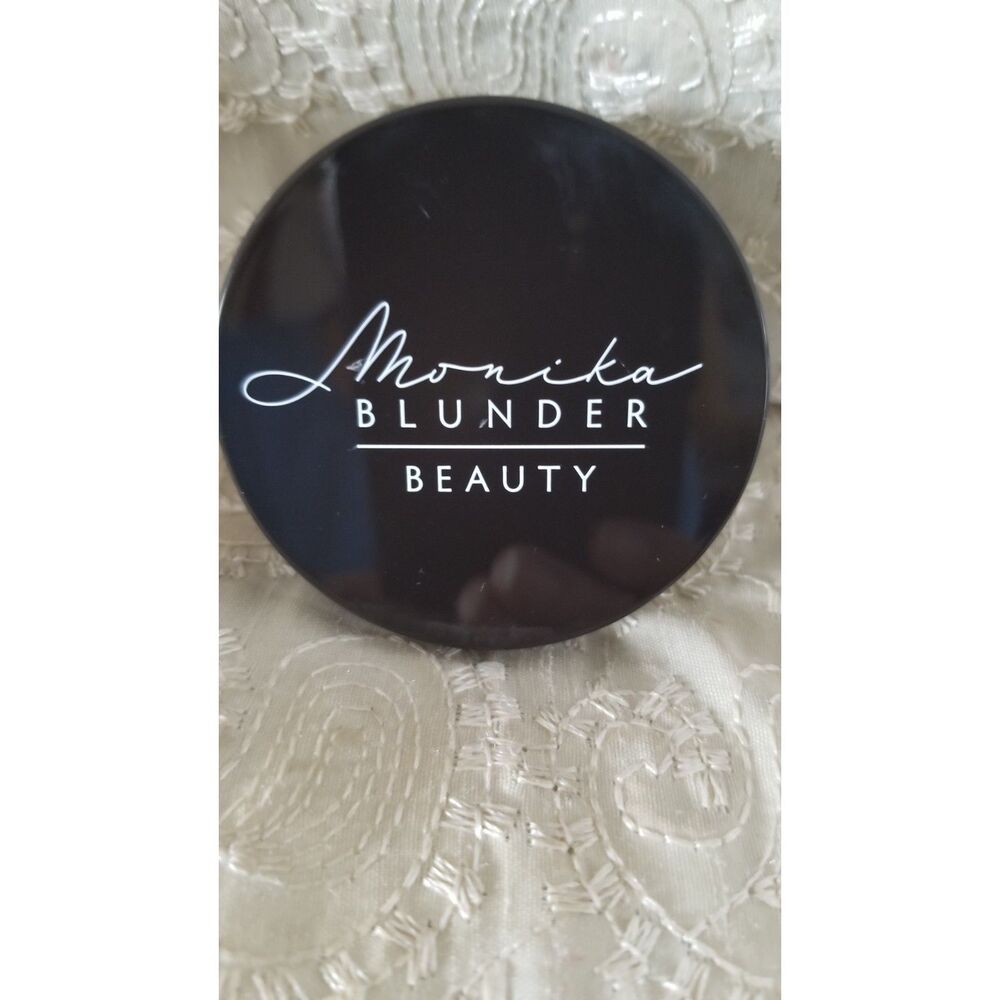 Monika Blunder Beauty Blunder Cover